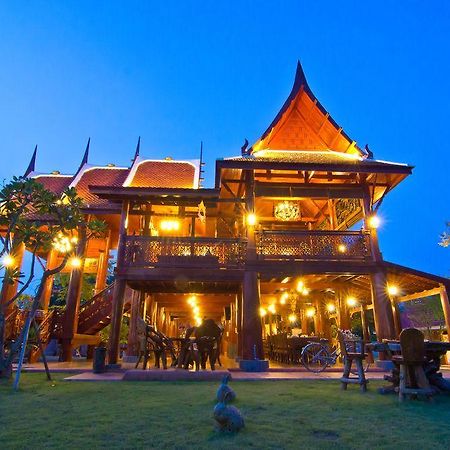 Bueng Bua Thong Resort Ban Huai Yai Eksteriør bilde